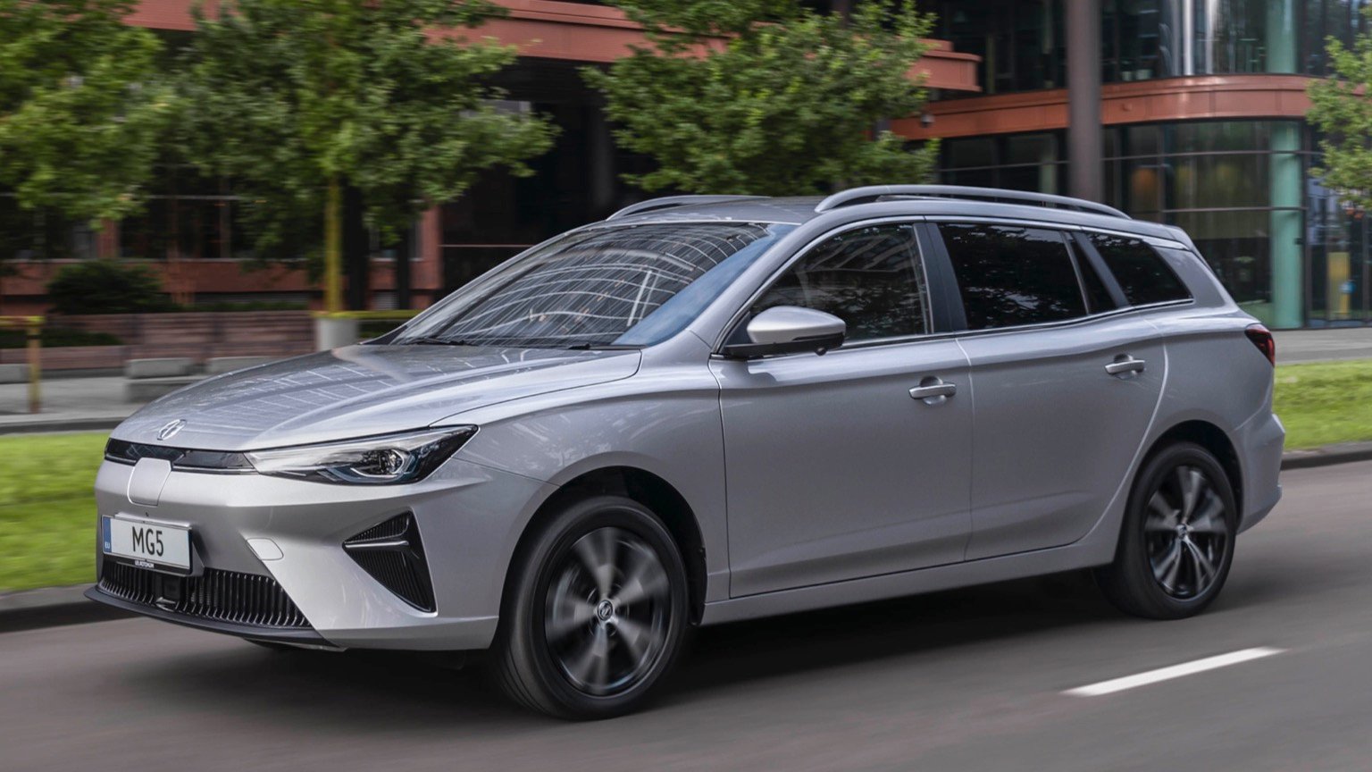MG 5 EV SW
